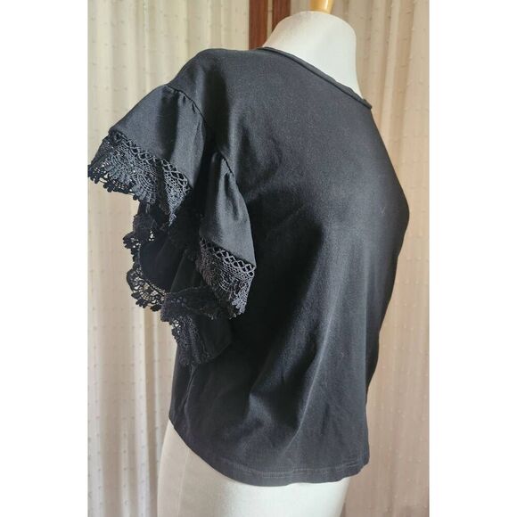 T5 Main Strip blouse w fluttery lacy sleeves - Picture 1 of 12